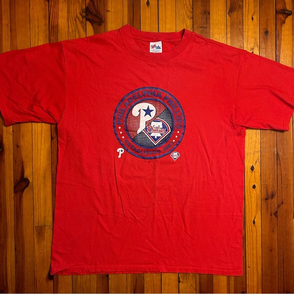 Vintage Philadelphia Phillies T-Shirt - Picture 1 of 5